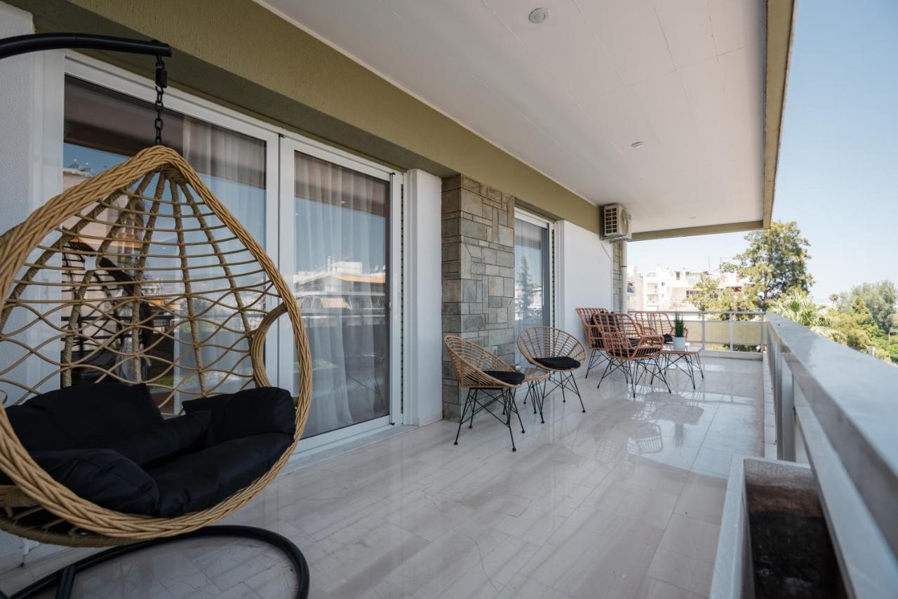 Luxury 4 Bedrooms Apartment Near Flisvos Marina Piræus Eksteriør billede