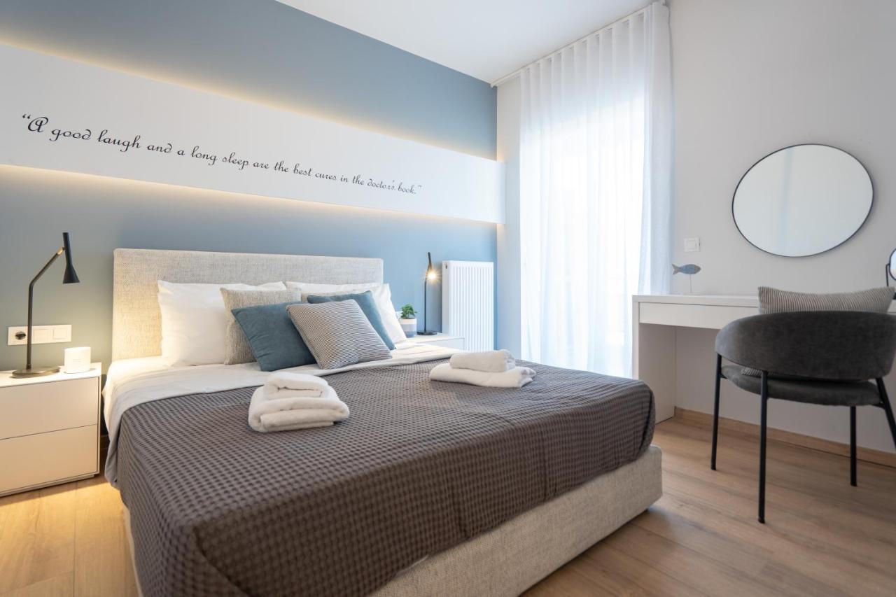 Luxury 4 Bedrooms Apartment Near Flisvos Marina Piræus Eksteriør billede