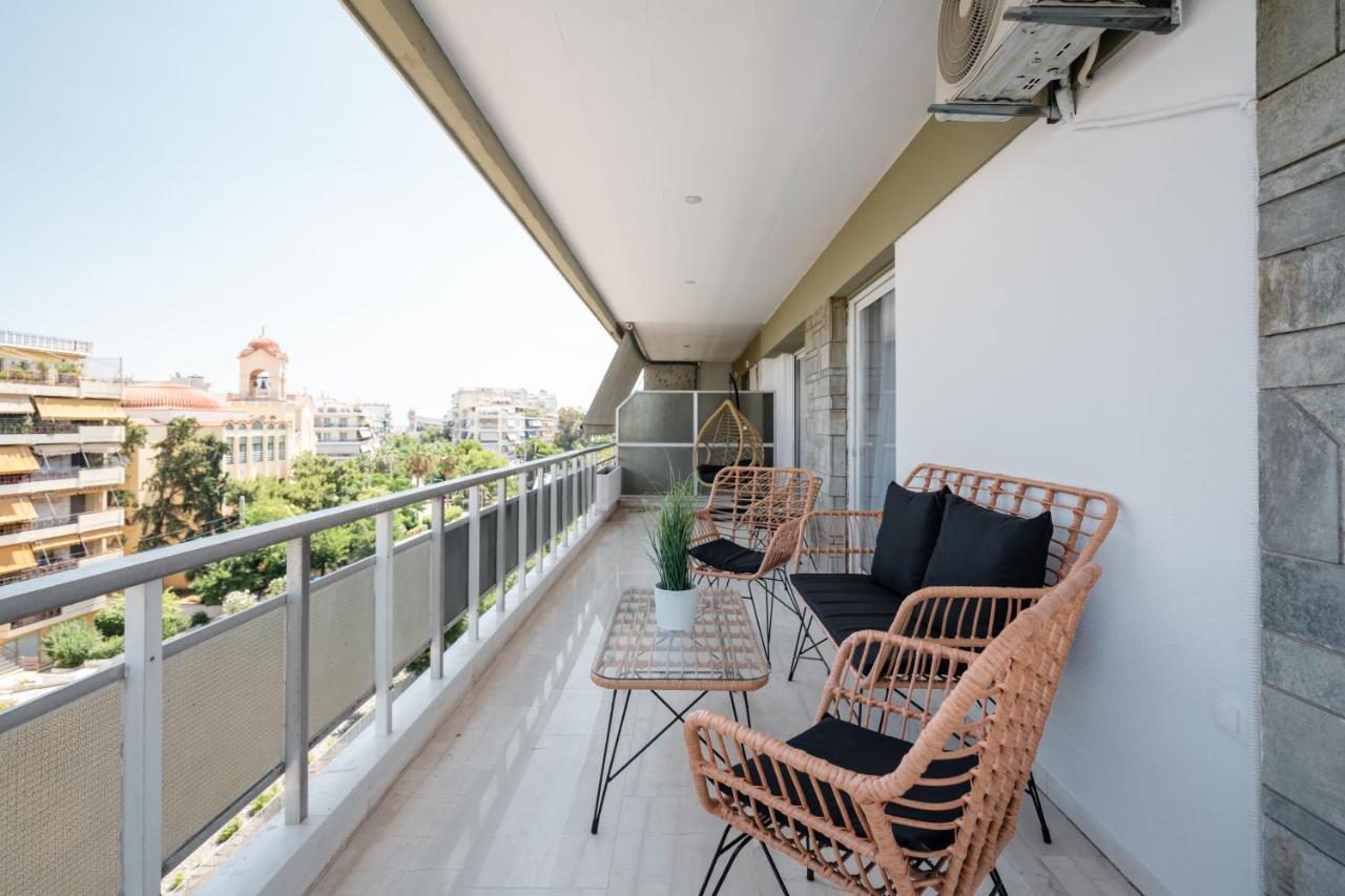 Luxury 4 Bedrooms Apartment Near Flisvos Marina Piræus Eksteriør billede