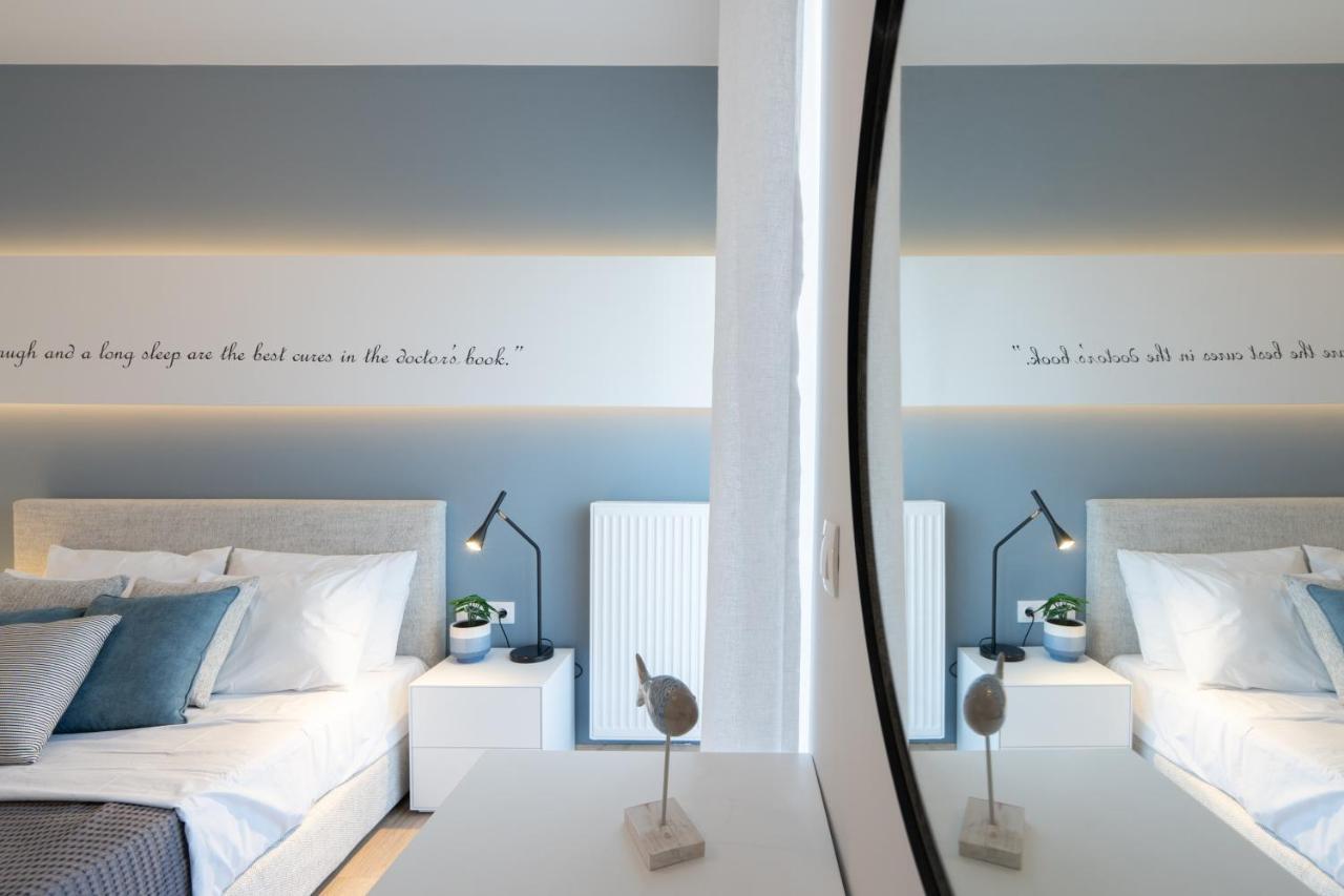 Luxury 4 Bedrooms Apartment Near Flisvos Marina Piræus Eksteriør billede