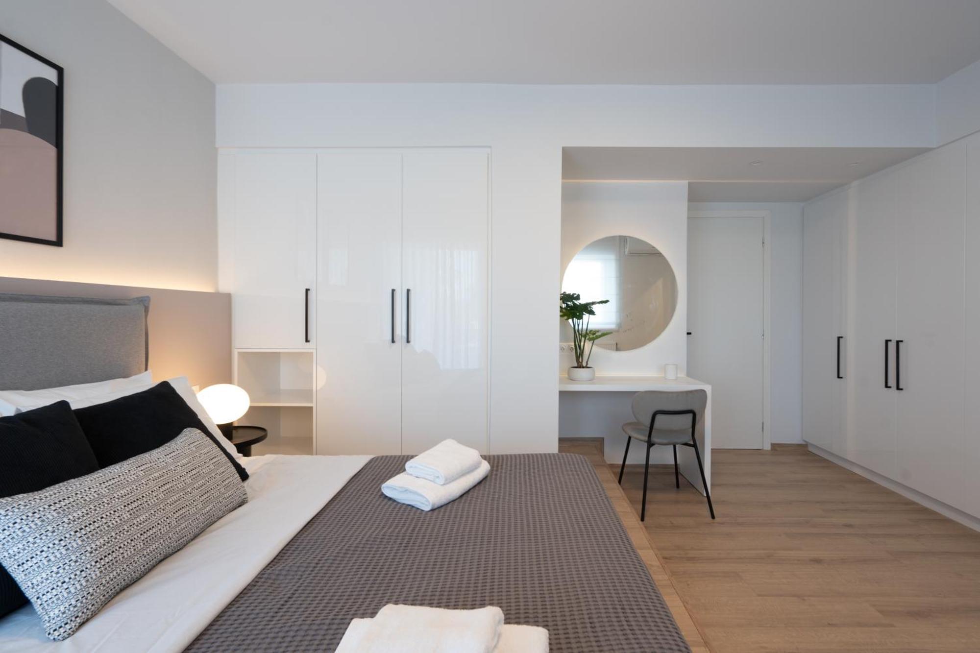 Luxury 4 Bedrooms Apartment Near Flisvos Marina Piræus Eksteriør billede